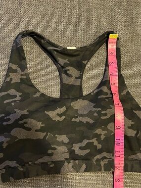 Fabletics Black & Gray Camo Racerback Sports Bra